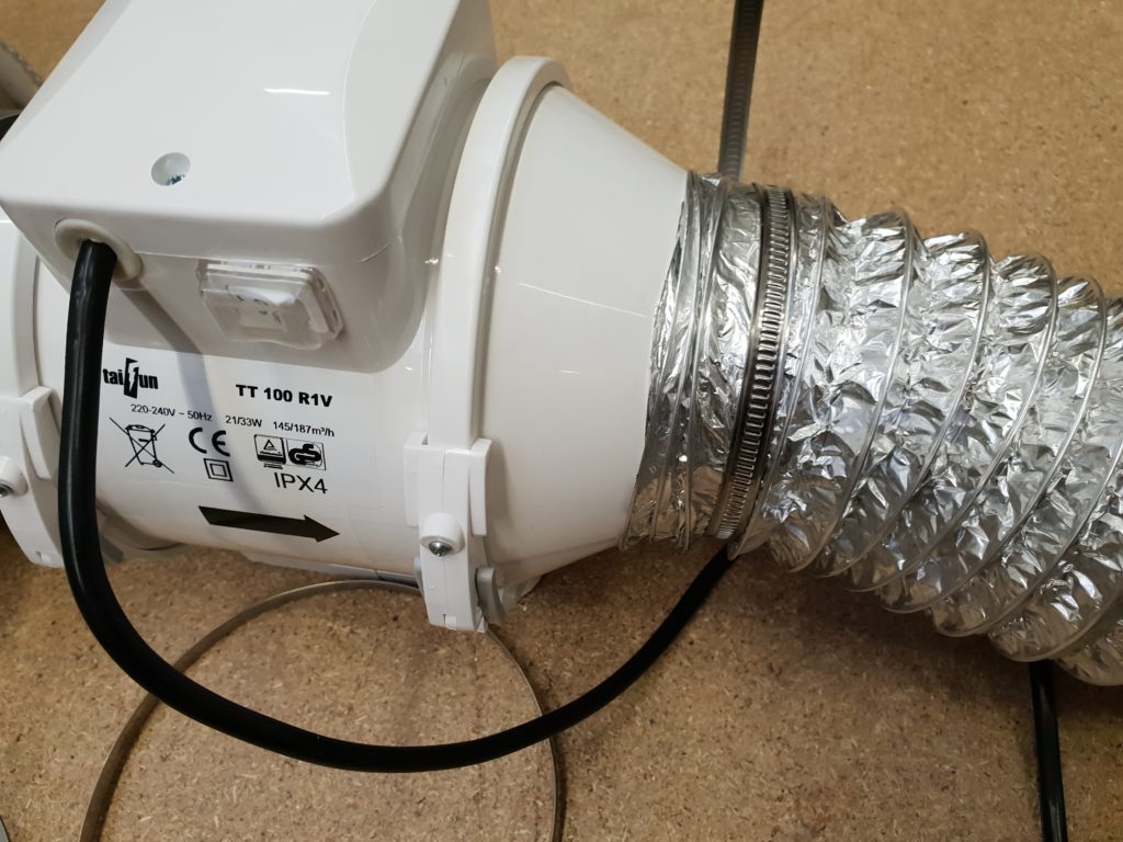 Aluflex hose, connected to tube fan
